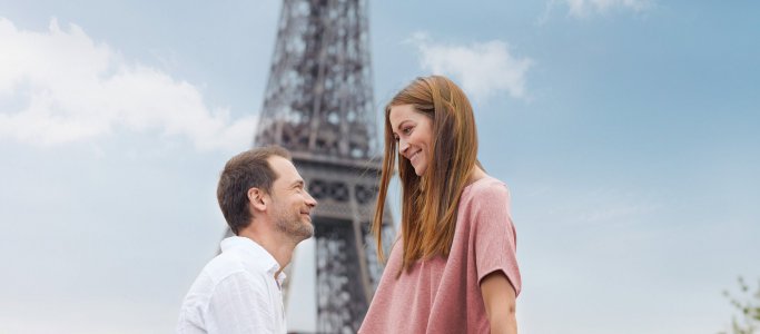 PREMIUM - Rendez-vous with Paris (Viva)