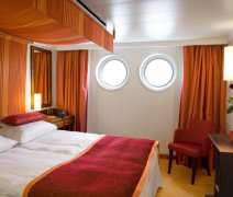 Ke Středozemnímu moři přes Provence - říční plavba s leteckou dopravou a českým průvodcem