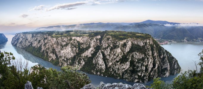 PREMIUM - Panorama Dunaje z Vídně (FLORA)