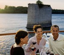 říční plavba all inclusive - paluba, večer, víno, přátelé | Plavba za krásami jižní Francie