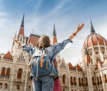 Říční plavba po Dunaji s českým průvodcem a dopravou
