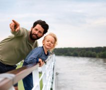 Po Rhône ke Středozemnímu moři (Stella)
