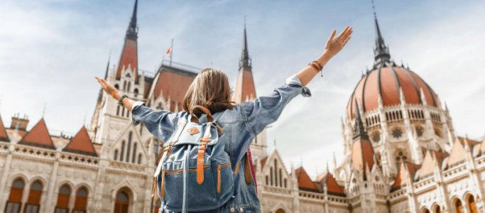 Říční plavba po Dunaji s českým průvodcem a dopravou