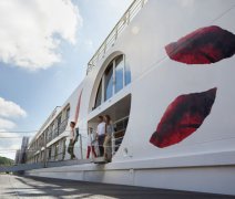Setkání nejen s Paříží na Seině (Viva)