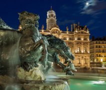 Ke Středozemnímu moři přes Provence - říční plavba s leteckou dopravou a českým průvodcem